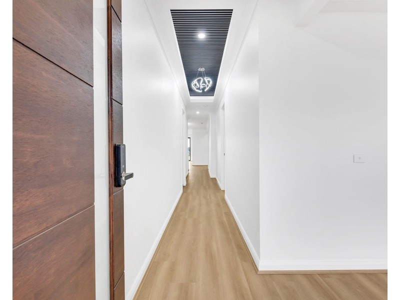 14 Pyrus Cres, Mickleham VIC 3064