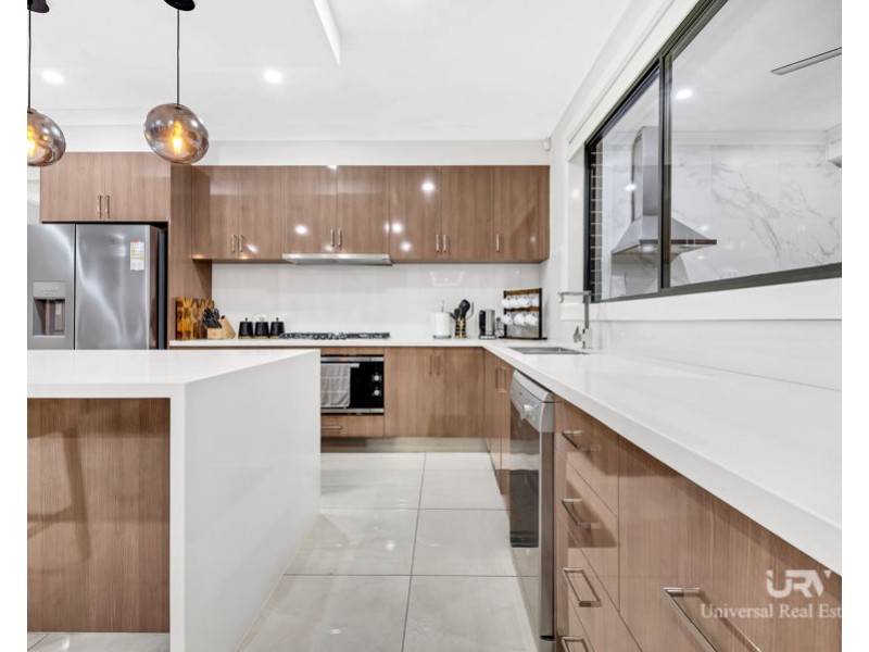 47 Falstone Circuit, Mickleham VIC 3064