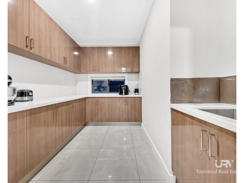 47 Falstone Circuit, Mickleham VIC 3064