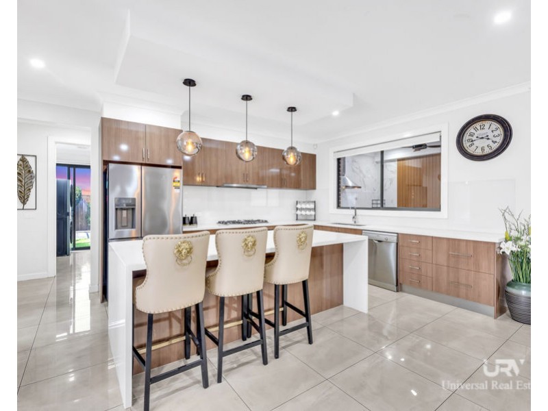 47 Falstone Circuit, Mickleham VIC 3064