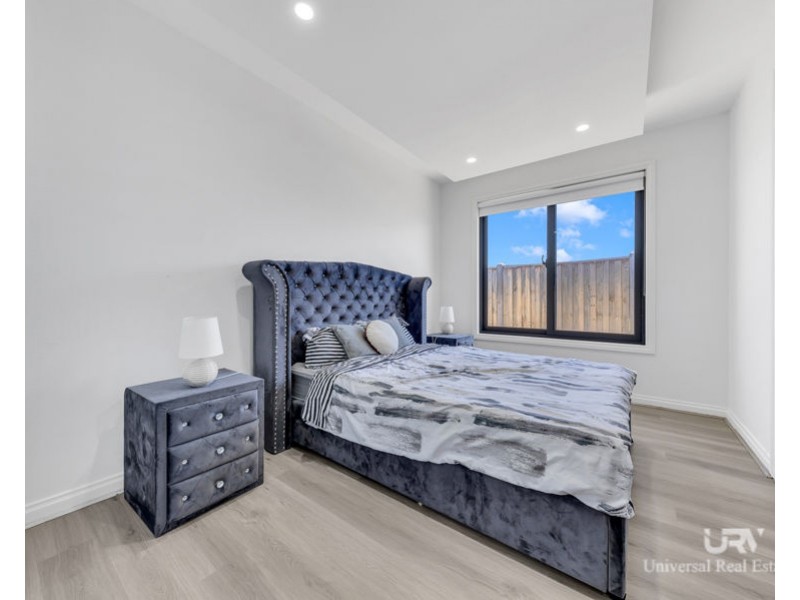 41 Lokeport Parkway, Mickleham VIC 3064