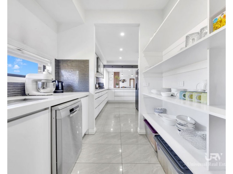 41 Lokeport Parkway, Mickleham VIC 3064