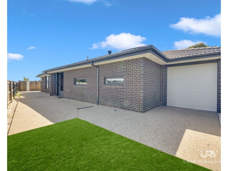 41 Lokeport Parkway, Mickleham VIC 3064