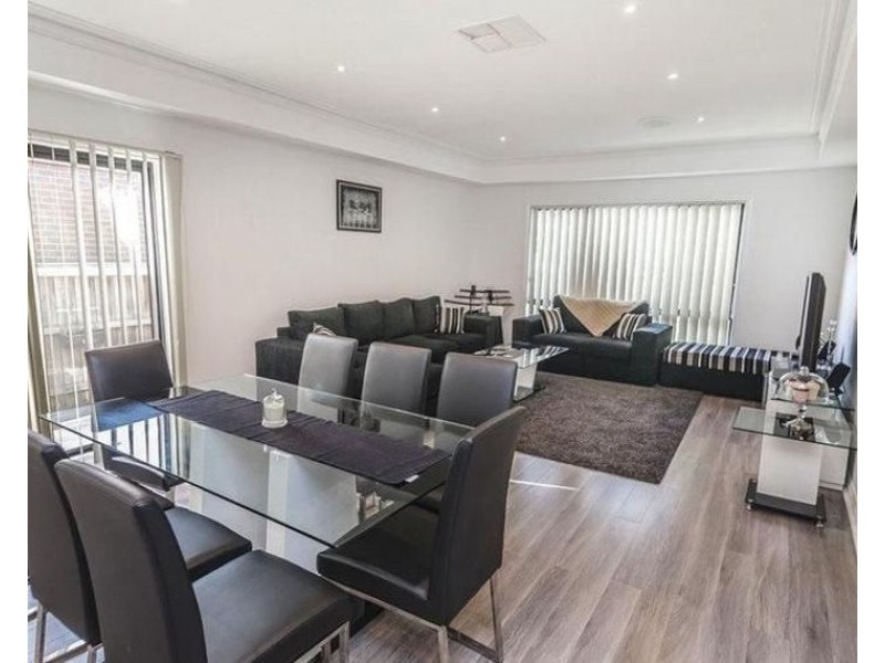 11 Garfield Way, Craigieburn VIC 3064