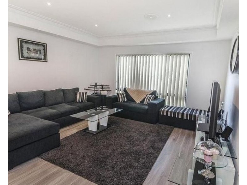 11 Garfield Way, Craigieburn VIC 3064