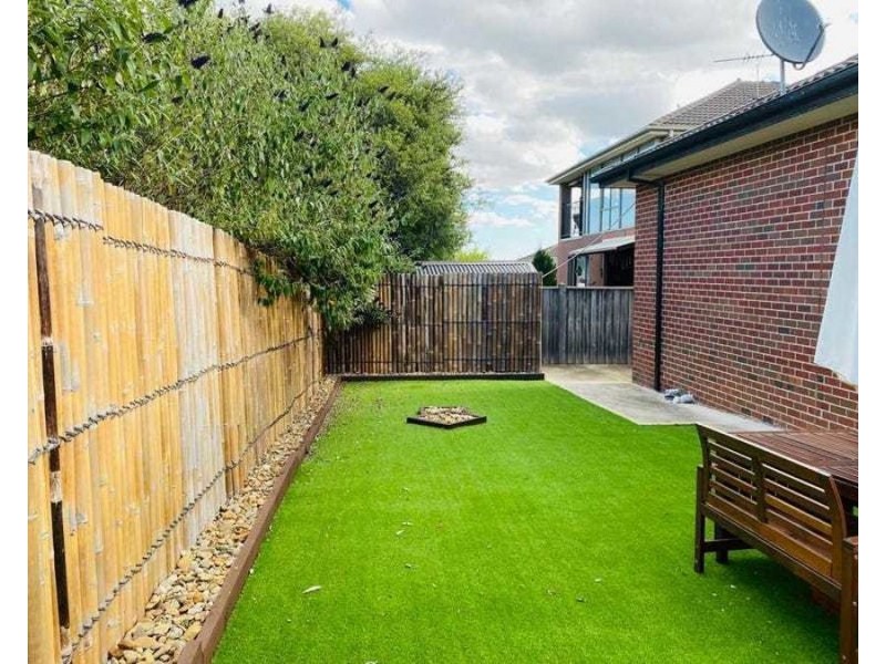 11 Garfield Way, Craigieburn VIC 3064