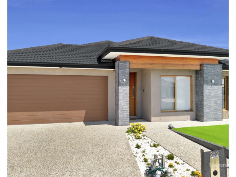 252 Toyon Road, Donnybrook VIC 3064