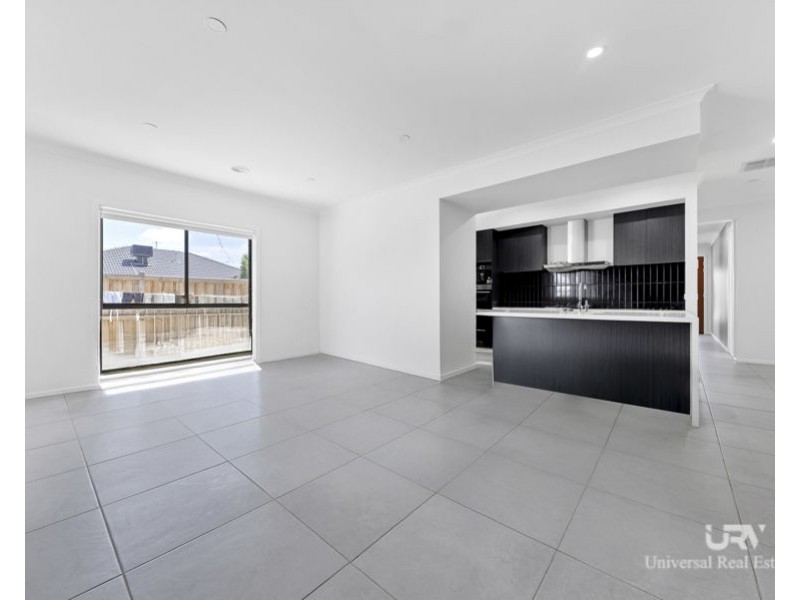 252 Toyon Road, Donnybrook VIC 3064