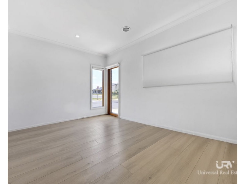 252 Toyon Road, Donnybrook VIC 3064