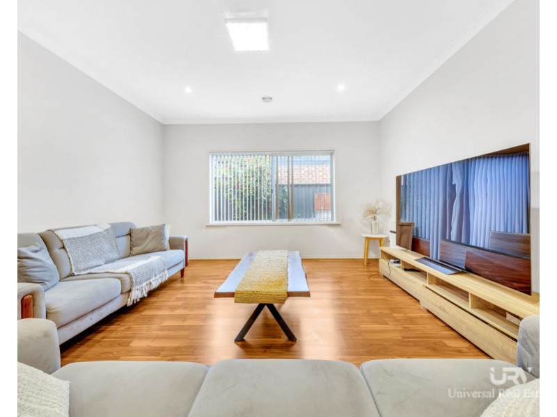 25 Champion Parade, Craigieburn VIC 3064