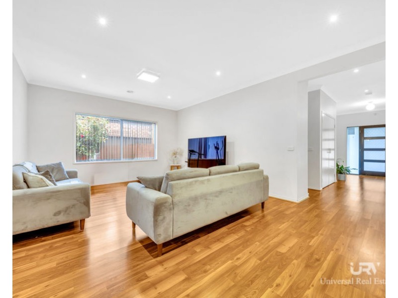 25 Champion Parade, Craigieburn VIC 3064