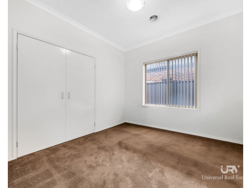 25 Champion Parade, Craigieburn VIC 3064