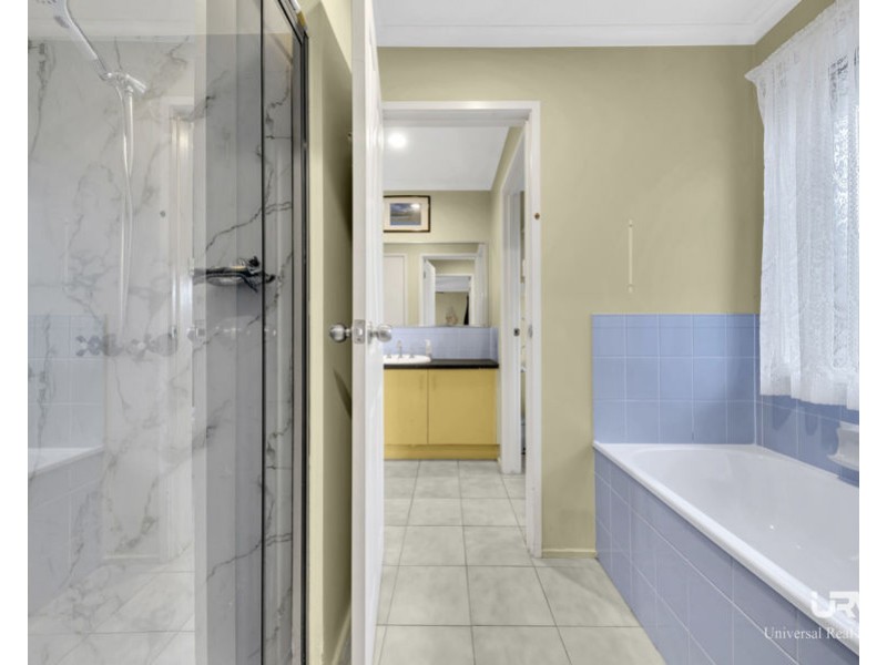 165 Hothlyn Drive, Craigieburn VIC 3064