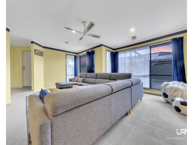 165 Hothlyn Drive, Craigieburn VIC 3064