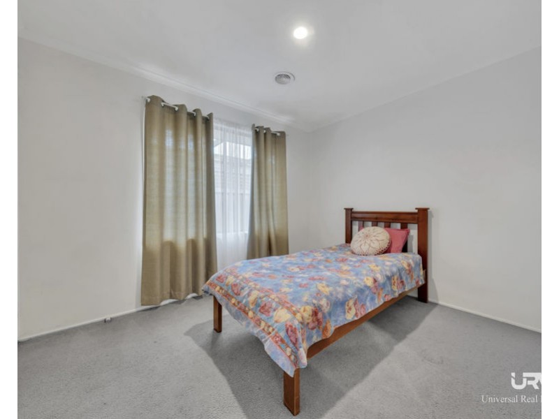 165 Hothlyn Drive, Craigieburn VIC 3064