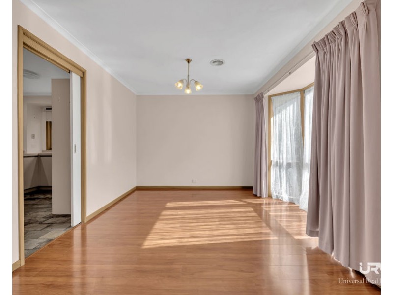 6 Leigh Court, Craigieburn VIC 3064