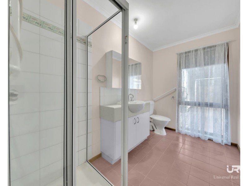 6 Leigh Court, Craigieburn VIC 3064