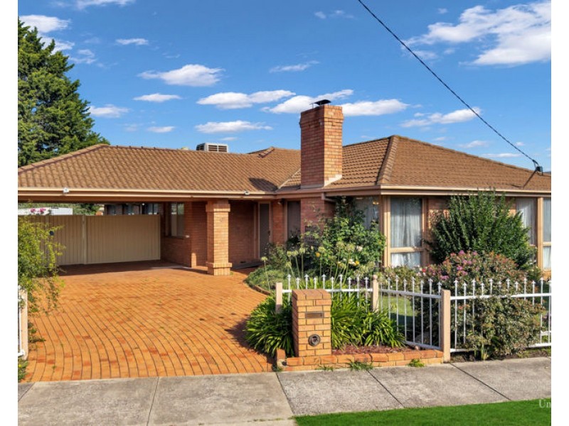 6 Leigh Court, Craigieburn VIC 3064