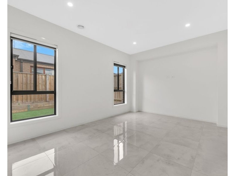 12 Coronidium Street, Beveridge VIC 3753