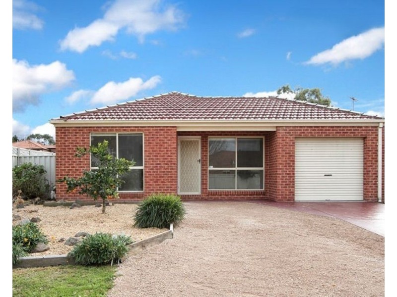 41 Woodlea Crescent, Craigieburn VIC 3064