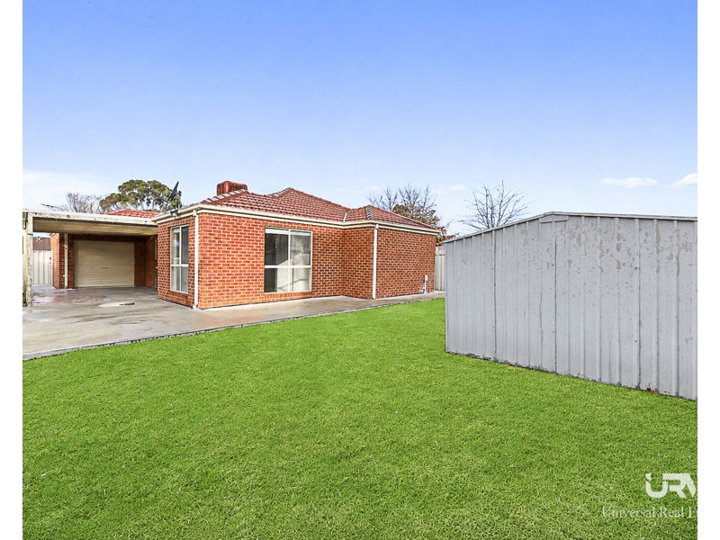 41 Woodlea Crescent, Craigieburn VIC 3064