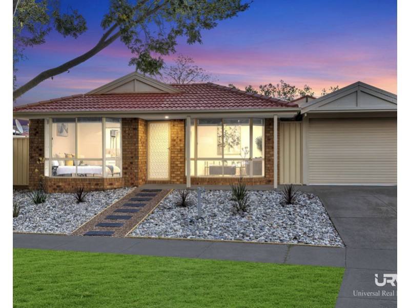 23 Pinnock Avenue, Roxburgh Park VIC 3064