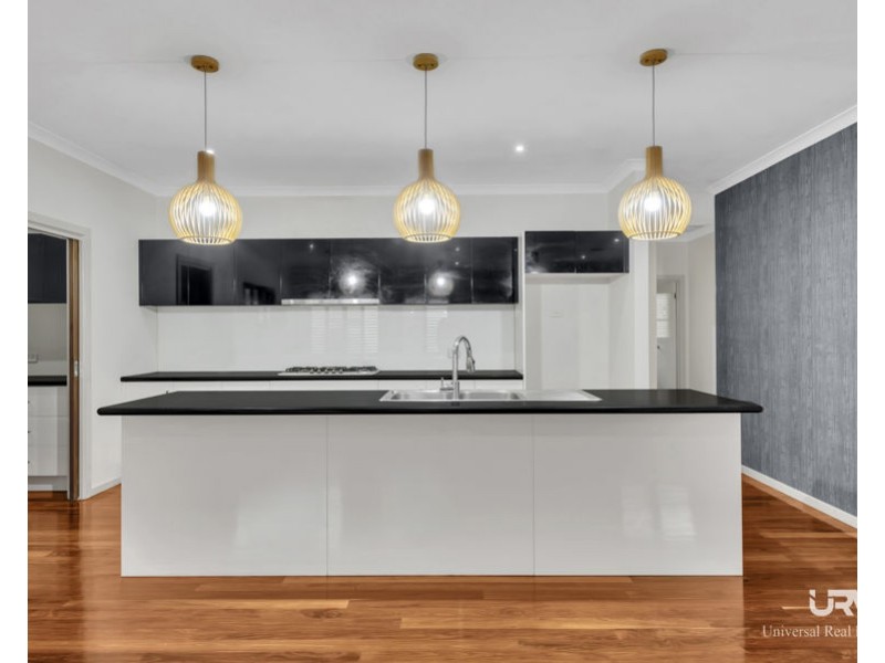 6 Vali Road, Craigieburn VIC 3064