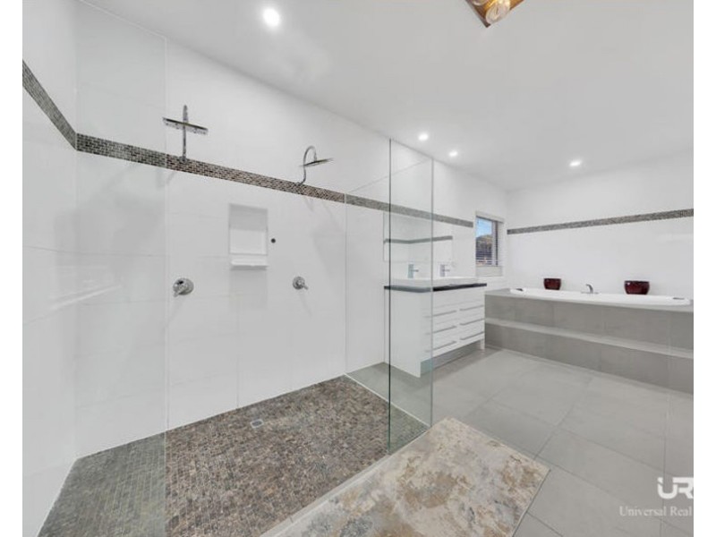 17 Innes Place, Craigieburn VIC 3064