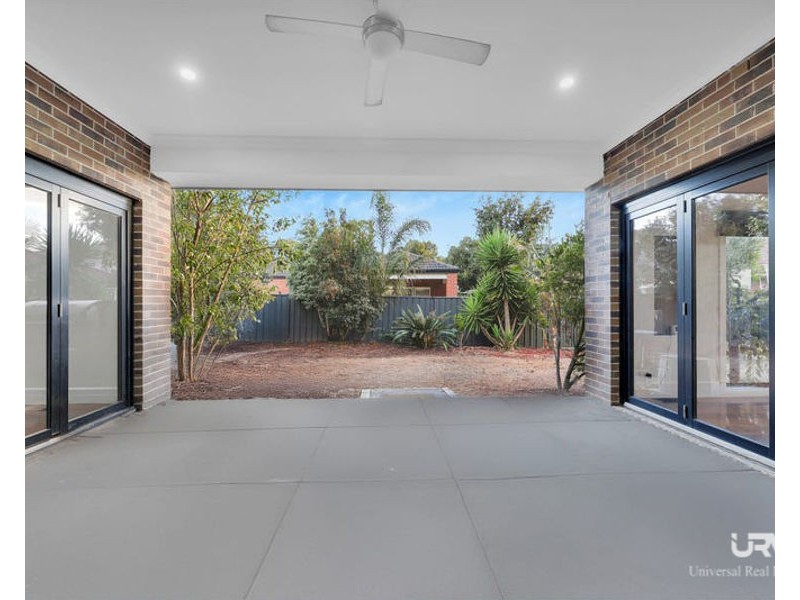 17 Innes Place, Craigieburn VIC 3064