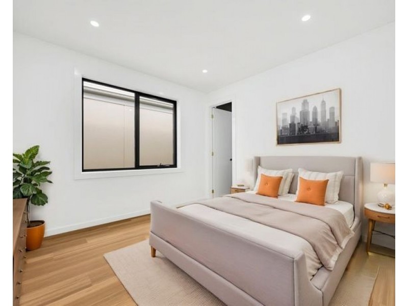 28 Powderbark Crescent, Mickleham VIC 3064