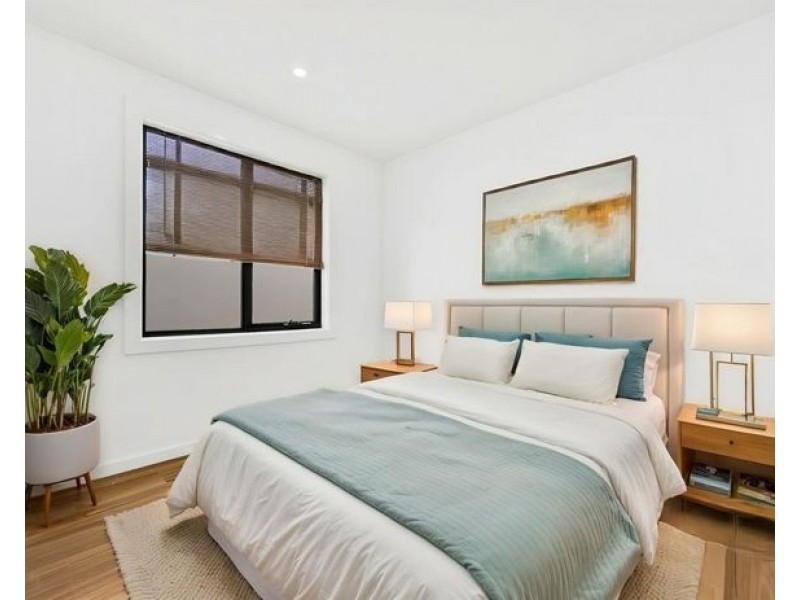 28 Powderbark Crescent, Mickleham VIC 3064