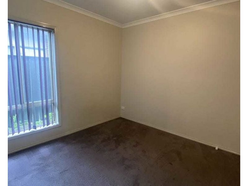 4 Maloney Avenue, Craigieburn VIC 3064
