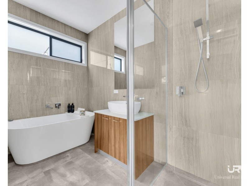 25 Fadaro St, Kalkallo VIC 3064