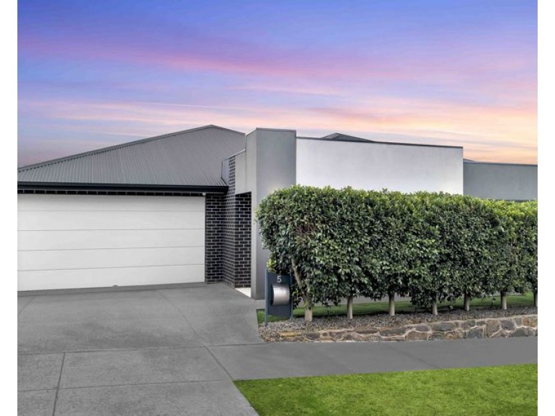 5 Montalto Street, Craigieburn VIC 3064