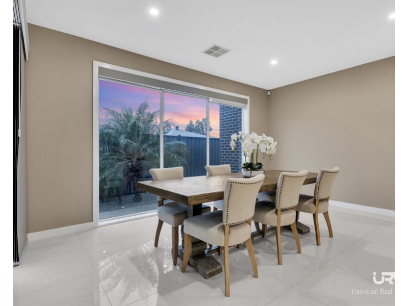 5 Montalto Street, Craigieburn VIC 3064