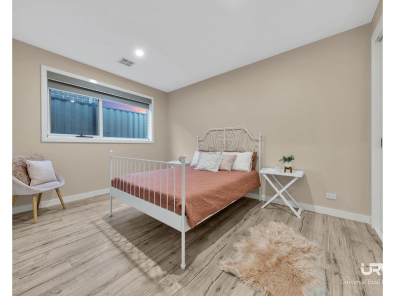 5 Montalto Street, Craigieburn VIC 3064
