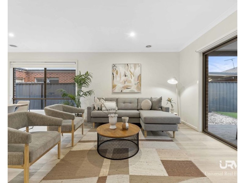 49 Millicent Drive, Craigieburn VIC 3064