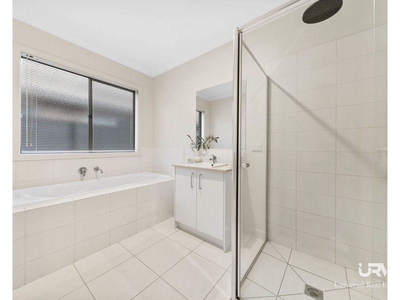 49 Millicent Drive, Craigieburn VIC 3064