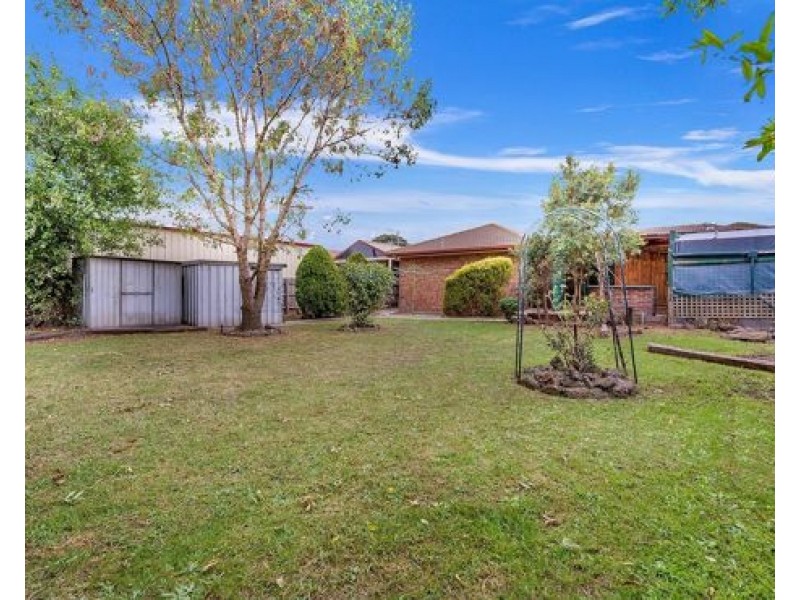 9 Edington Way, Craigieburn VIC 3064