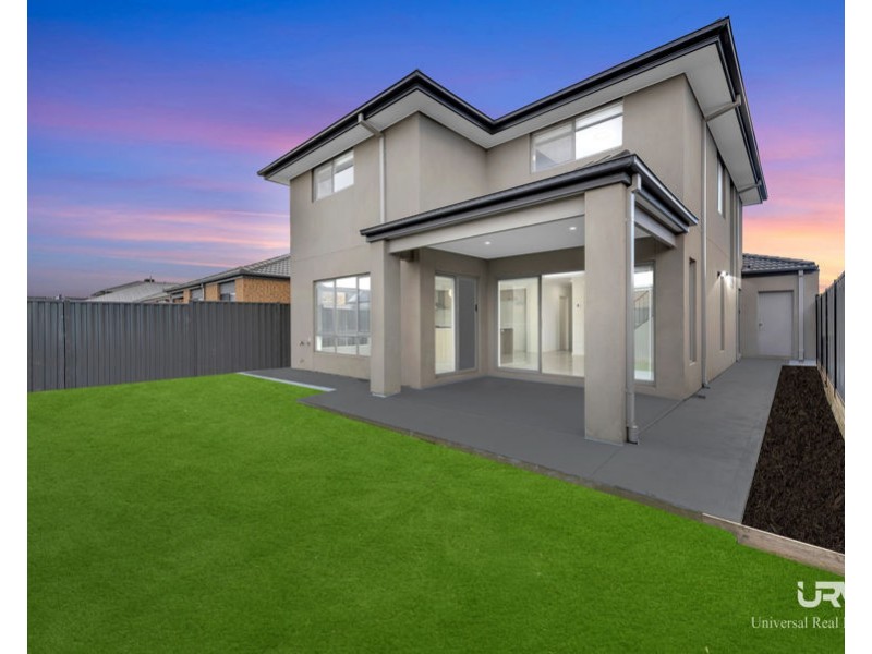 11 Guernsey St, Donnybrook VIC 3064