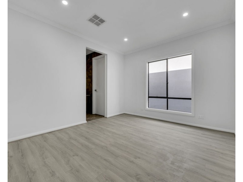 66 Madura Promenade, Mickleham VIC 3064