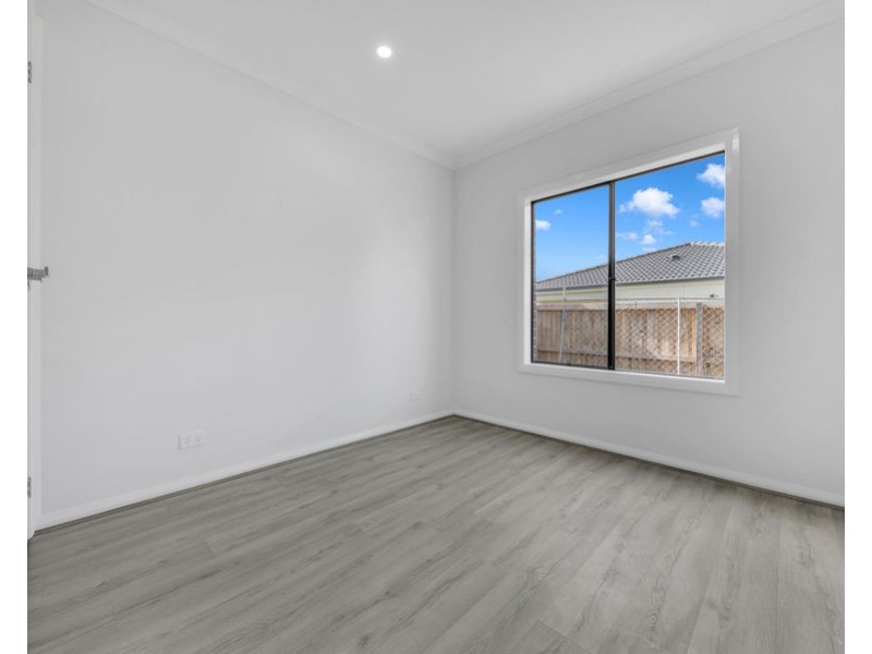 66 Madura Promenade, Mickleham VIC 3064