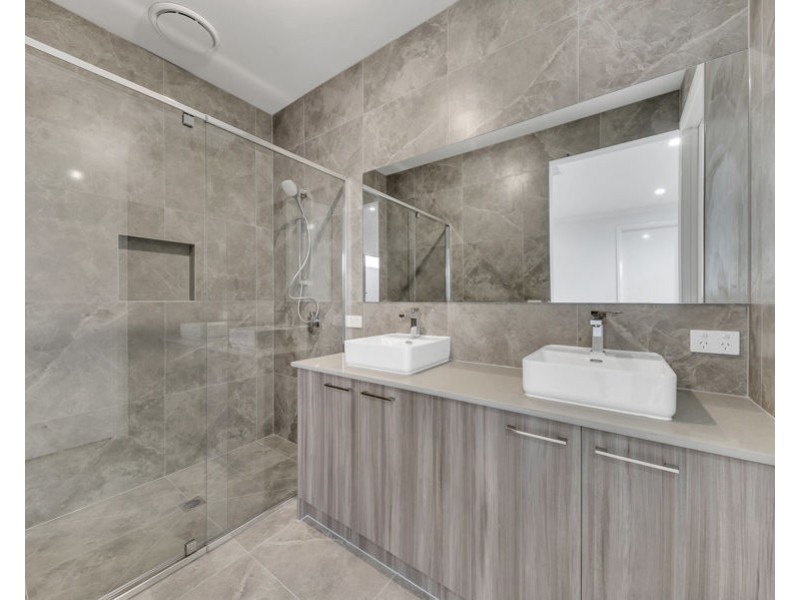 66 Madura Promenade, Mickleham VIC 3064