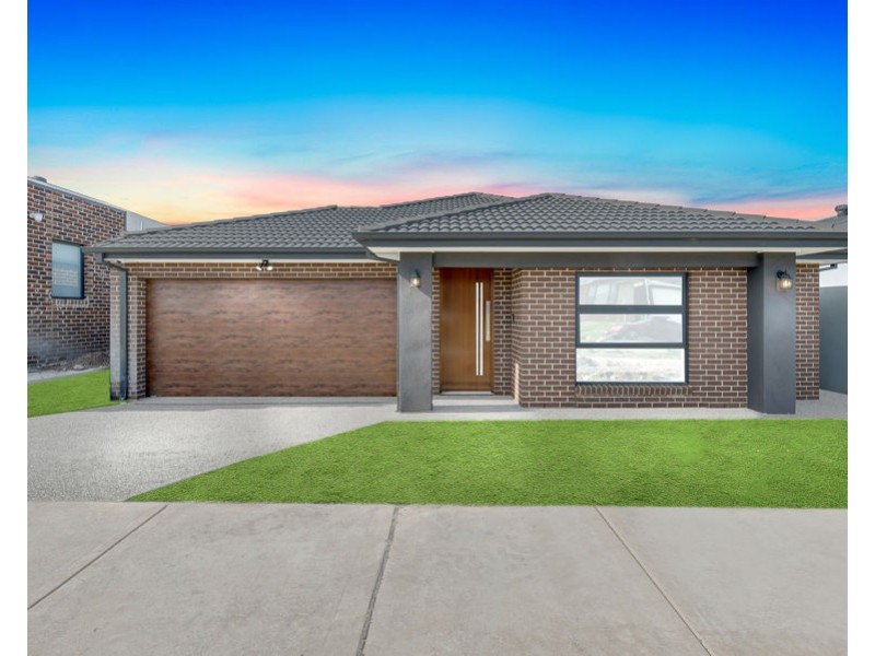 66 Madura Promenade, Mickleham VIC 3064