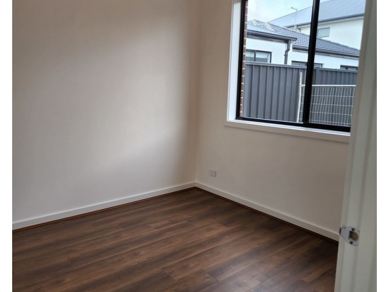 41 Alloca Crescent, Donnybrook VIC 3064