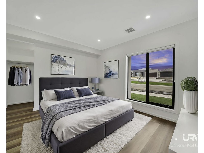 12 River Redgum Boulevard, Donnybrook VIC 3064