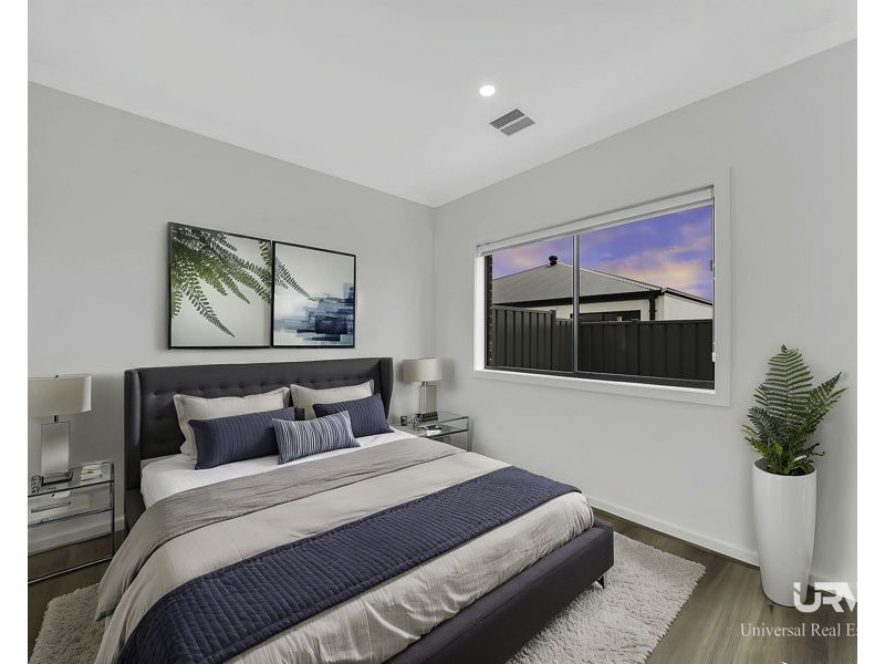 12 River Redgum Boulevard, Donnybrook VIC 3064