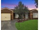 32 Lincolne Cres, Roxburgh Park VIC 3064