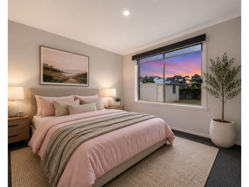 32 Lincolne Cres, Roxburgh Park VIC 3064