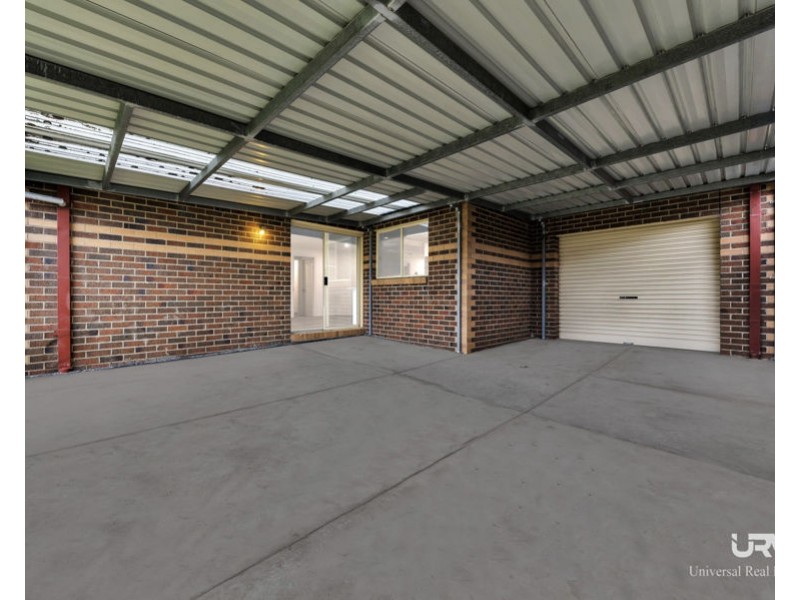 32 Lincolne Cres, Roxburgh Park VIC 3064